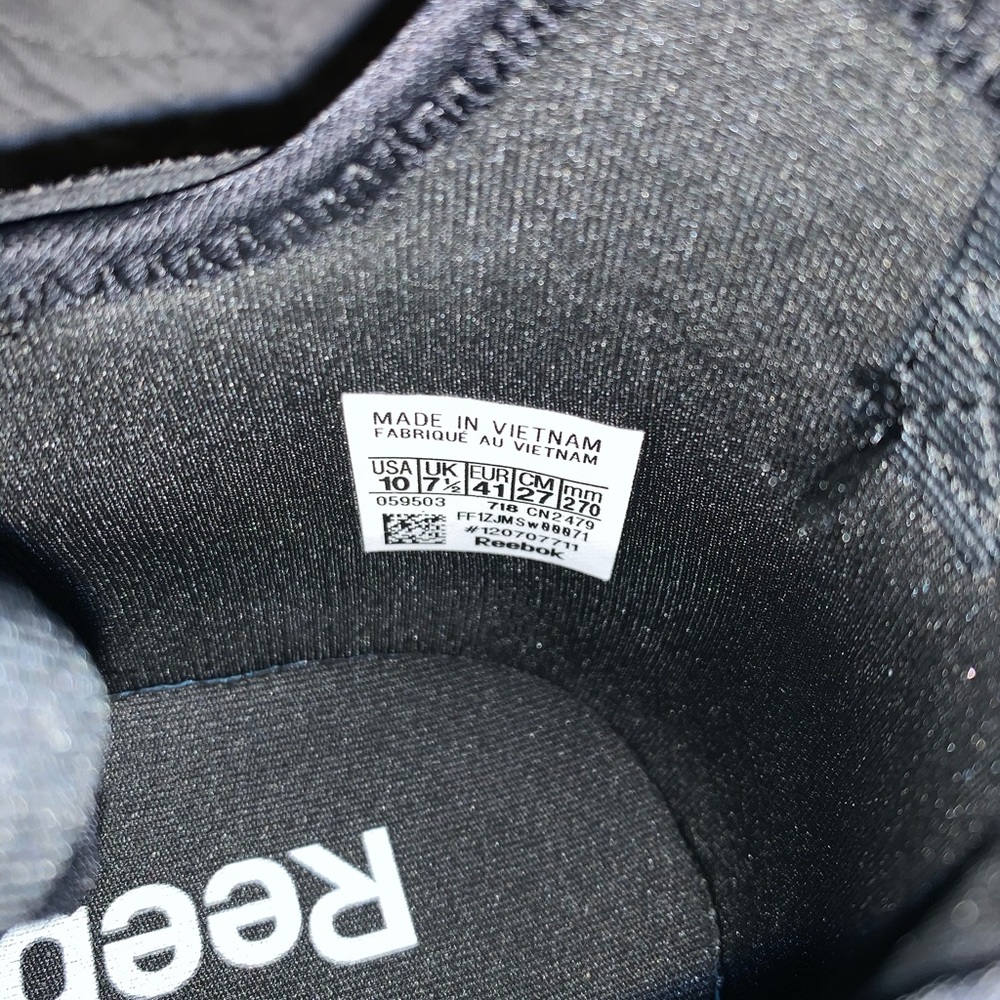 Women’s Reebok Slips - Picture 5 of 5